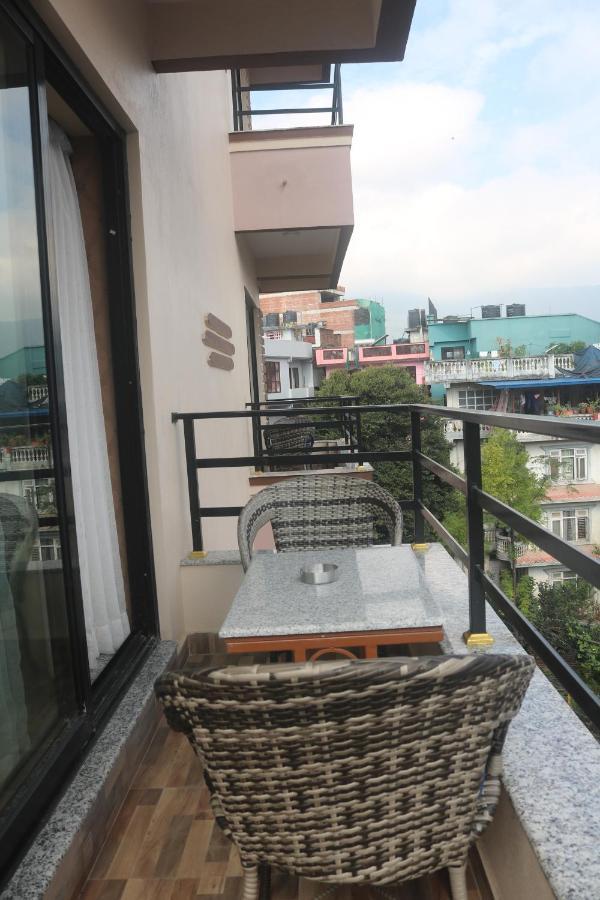 Hotel Family Ties Pvt. Ltd. Katmandú Exterior foto